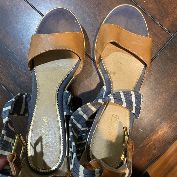 Sperry Wedge Heels - Picture 5 of 6